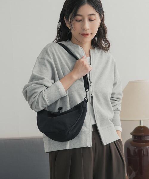 URBAN RESEARCH DOORS(アーバンリサーチドアーズ)の「撥水COMPACT SHOULDER(ショルダーバッグ・メンズ・ベージュ/ブラック/ダークグレー・-)」の4枚目の写真