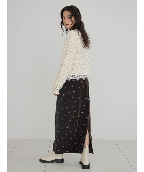 FIKA.(フィーカ)の「Fluffy crochet knit cardigan(カーディガン/ボレロ・レディース・オフホワイト/ブラック・MEDIUM)」の19枚目の写真