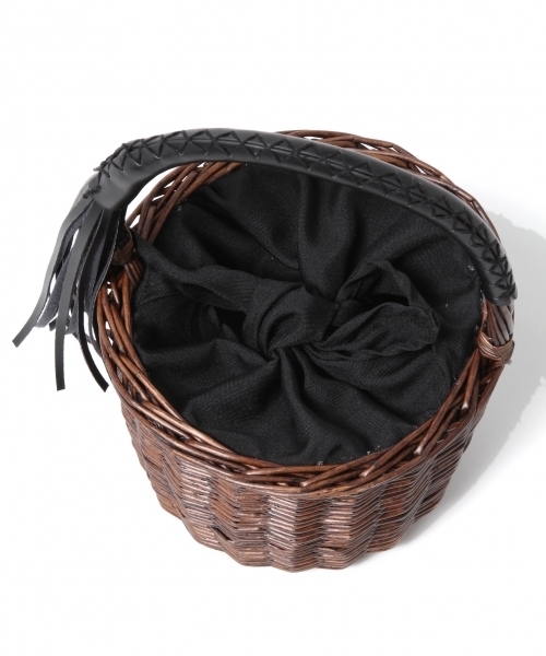 LEPSIM（レプシィム）の「ウィローバケツバッグ　743885（かごバッグ・レディース・ナチュラル/ダークブラウン・ONE SIZE）」の7枚目の写真