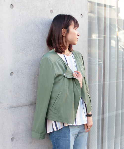 mysty woman（ミスティウーマン）の「RTツイルノーカラーライダース（ライダースジャケット・レディース・ブラック系その他/グレイッシュブルー/ネイビー/カーキ/ピンクベージュ・FREE）」の13枚目の写真