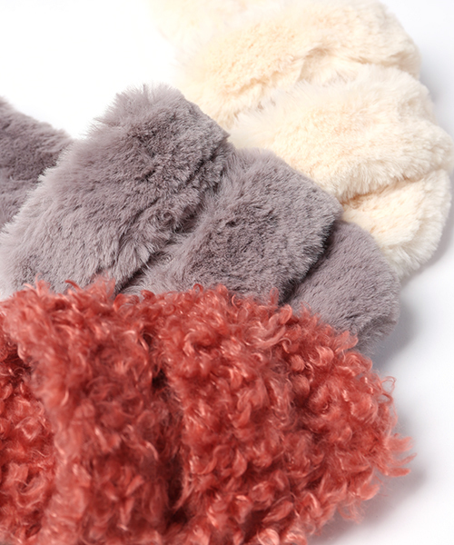 FREAK'S STORE（フリークスストア）の「ファーサンダル　2ストラップ (スリッパサンダル)（サンダル・レディース・ホワイト/ピンク/グレー・36/37/38）」の11枚目の写真