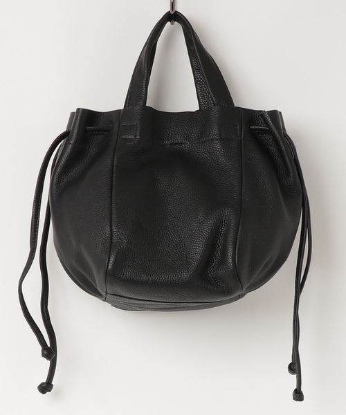 Beau're（ヴュレ）の「【Beaure】巾着レザーバッグ（ショルダーバッグ・レディース・ブラック/グレー・フリー）」の2枚目の写真