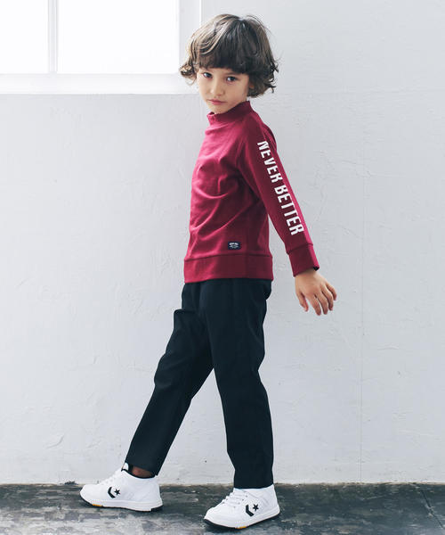 green label relaxing(グリーンレーベルリラクシング)の「モックネック袖ロゴプリントプルオーバー(Tシャツ/カットソー・キッズ・オフホワイト/ワインレッド・95/115/105/135/125)」の3枚目の写真