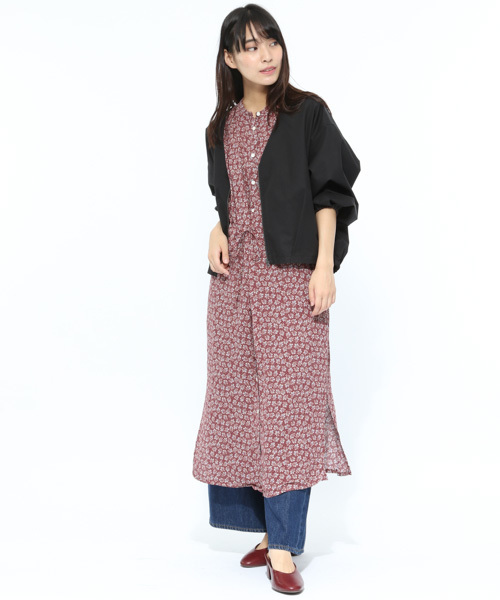 LAKOLE(ラコレ)の「フロントボタンフローラルワンピース / LAKOLE(ワンピース・レディース・ボルドー/ブラック・SMALL/MEDIUM)」の3枚目の写真