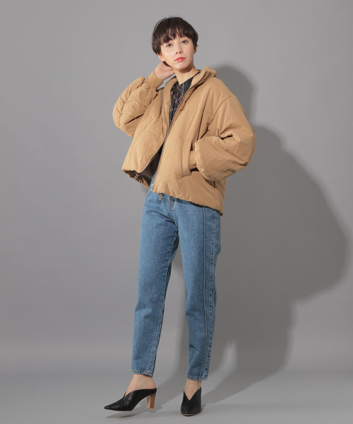 PAGEBOY(ページボーイ)の「Vカットパンプス(パンプス・レディース・ブラック/パープル/ホワイト・SMALL/MEDIUM/LARGE)」の4枚目の写真