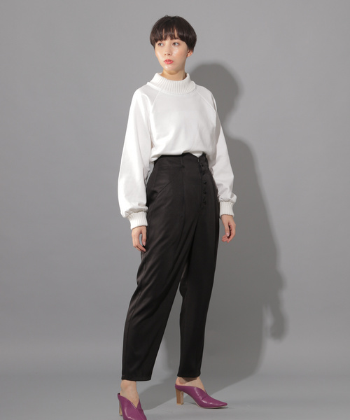 PAGEBOY(ページボーイ)の「Vカットパンプス(パンプス・レディース・ブラック/パープル/ホワイト・SMALL/MEDIUM/LARGE)」の5枚目の写真