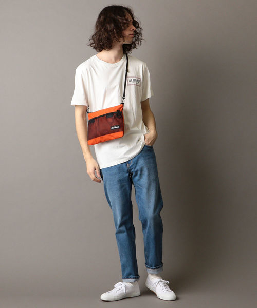 SHIPS JET BLUE(シップスジェットブルー)の「ALMOND SURF:プリントTシャツ(Tシャツ/カットソー・メンズ・ホワイト/ブラック/ネイビー/グレー/マスタード・MEDIUM/LARGE/X-LARGE)」の12枚目の写真