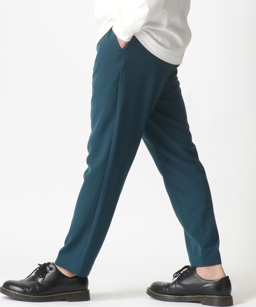 Lazar(ラザル)の「ルーズ テーパード アンクル センタープレスパンツ/シェフパンツ/イージーパンツ(スラックス・メンズ・ブラック/グレー系その他/ベージュ系その他/グレー系その他2/ブラウン系その他/ベージュ/ブラウン/ブルーグリーン/グリーン・M/L)」の9枚目の写真