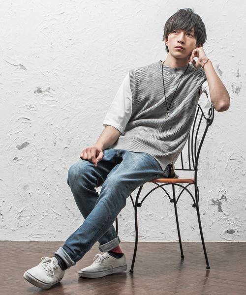 MinoriTY（マイノリティ）の「（2点セット）バスケット編みニットベスト＆5分袖Tアンサンブル（ベスト・メンズ・ネイビー/ベージュ/杢グレー・M/L）」の2枚目の写真