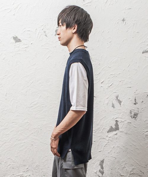 MinoriTY（マイノリティ）の「（2点セット）バスケット編みニットベスト＆5分袖Tアンサンブル（ベスト・メンズ・ネイビー/ベージュ/杢グレー・M/L）」の5枚目の写真
