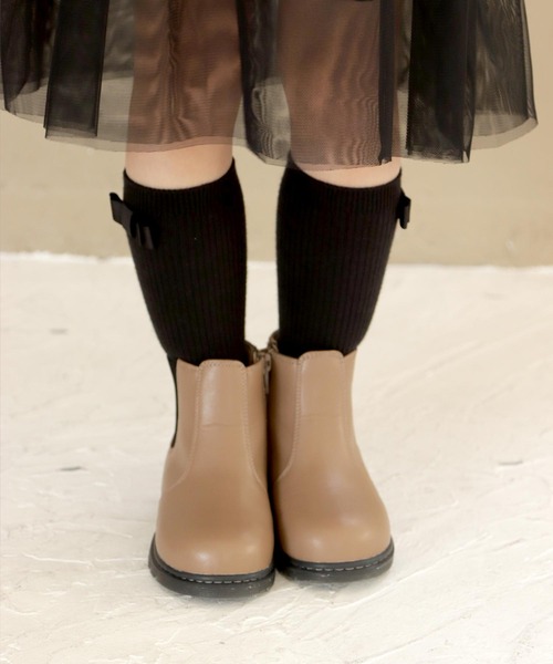 SOROTTO（ソロット）の「ファスナー付き サイドゴアブーツ（ブーツ・キッズ・ホワイト/ブラック/ダークブラウン/ライトブラウン・22.0cm/16.0cm/17.0cm/18.0cm/19.0cm/20.0cm/21.0cm）」の16枚目の写真