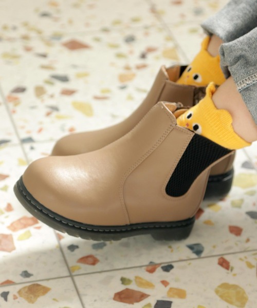 SOROTTO（ソロット）の「ファスナー付き サイドゴアブーツ（ブーツ・キッズ・ホワイト/ブラック/ダークブラウン/ライトブラウン・22.0cm/16.0cm/17.0cm/18.0cm/19.0cm/20.0cm/21.0cm）」の22枚目の写真