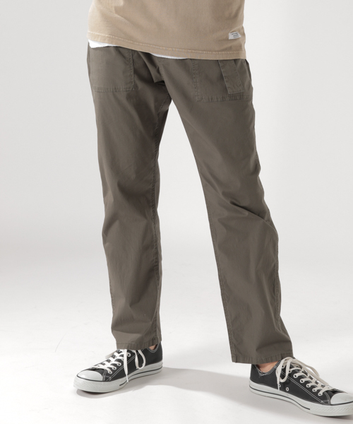 BAYFLOW（ベイフロー）の「タイプライターベルトパンツ（その他パンツ・メンズ・カーキ/ベージュ・SMALL/LARGE/MEDIUM）」の2枚目の写真