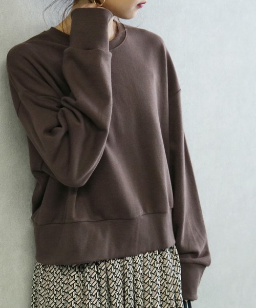 reca（レカ）の「ワイドリブ ショート丈スウェット（スウェット・レディース・ホワイト系その他/ブラウン/パープル・FREE）」の4枚目の写真