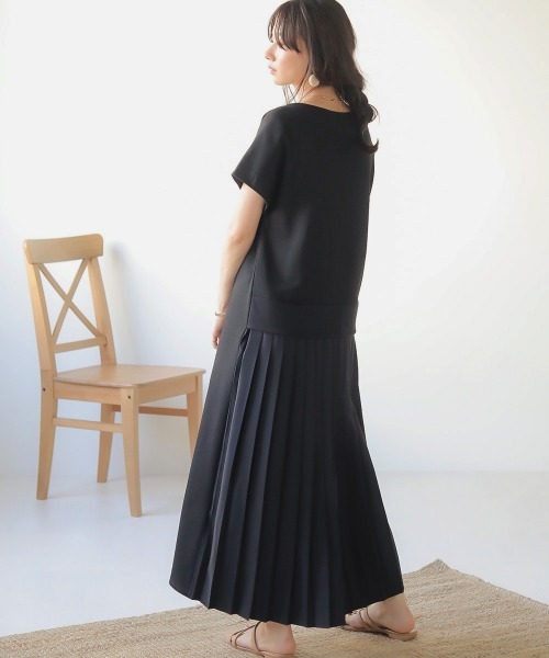 Bab(バブ)の「【WEB限定】バックプリーツスウェット半袖ワンピース(ワンピース・レディース・ブラック/ライトグレー/ベージュ/A/B/C・FREE)」の2枚目の写真