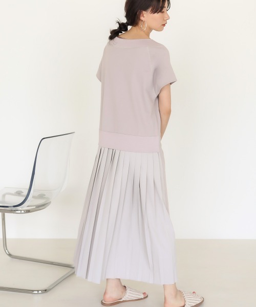 Bab(バブ)の「【WEB限定】バックプリーツスウェット半袖ワンピース(ワンピース・レディース・ブラック/ライトグレー/ベージュ/A/B/C・FREE)」の9枚目の写真