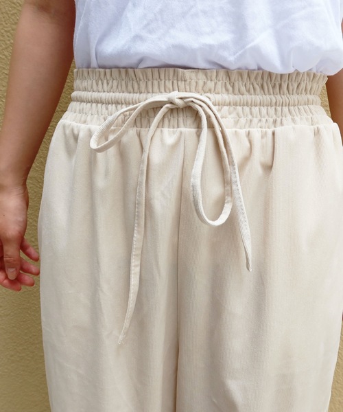 Riberry（リベリー）の「コーデュロイイージーパンツ（その他パンツ・レディース・ブラック/ブルー/グリーン/アイボリー/ダークオレンジ・MEDIUM）」の17枚目の写真