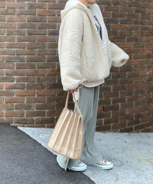 KOBE LETTUCE（コウベレタス）の「ポーチ付きプリーツトートバッグ（トートバッグ・レディース・ベージュ/オリーブ/ブラック・FREE）」の10枚目の写真