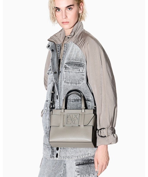 BOXロゴバックル　ミニハンドバッグ undefined