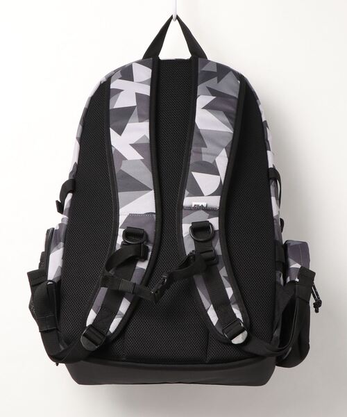 FILA(フィラ)の「【FILA/フィラ】PROJECT 7 BACKPACK バックパック BTSプロマイド付き!(バックパック/リュック・メンズ・チャコールグレー/ブラック・FREE)」の6枚目の写真