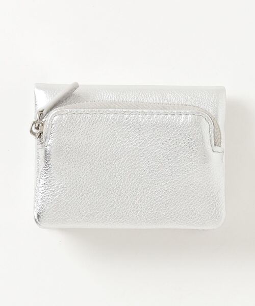 Actually（アクチュアリー）の「cow leather ウォレット二つ折りACT-0015（財布・レディース・ブラック/グレー/シルバー/ゴールド/イエロー/モカ・ONESIZE）」の5枚目の写真
