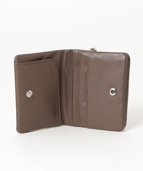 Actually（アクチュアリー）の「cow leather ウォレット二つ折りACT-0015（財布・レディース・ブラック/グレー/シルバー/ゴールド/イエロー/モカ・ONESIZE）」の9枚目の写真