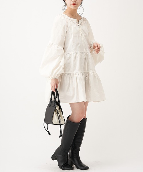 Chico（チコ）の「ラウンドコンビ巾着ショルダーバッグ（ショルダーバッグ・レディース・ベージュ/アイボリー/ブラック・FREE）」の15枚目の写真