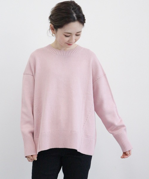 AMERICAN HOLIC（アメリカンホリック）の「フロントスリットクルーネックニットプルオーバー（ニット/セーター・レディース・ブラック/オフホワイト/ピンク/グレイッシュベージュ/イエロー/ミント・MEDIUM/LARGE）」の6枚目の写真