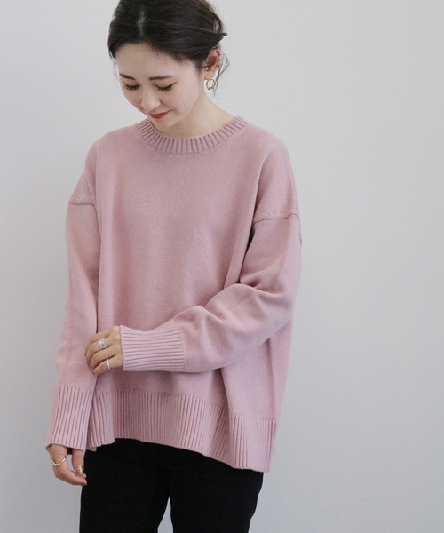 AMERICAN HOLIC（アメリカンホリック）の「フロントスリットクルーネックニットプルオーバー（ニット/セーター・レディース・ブラック/オフホワイト/ピンク/グレイッシュベージュ/イエロー/ミント・MEDIUM/LARGE）」の7枚目の写真