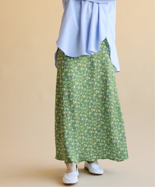 IENA（イエナ）の「ウィステリアフラワースリットスカート◇（スカート