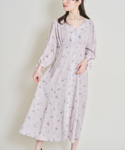 Closet トッコ ワンピース ドレス Tocco Tocco クローゼット のファッション クローゼット のワンピース 袖口りぼん付きパール釦バックレースアップデザインフラワープリントワンピース 186 を購入できます Tocco 袖口りぼん付きパール釦バックレース