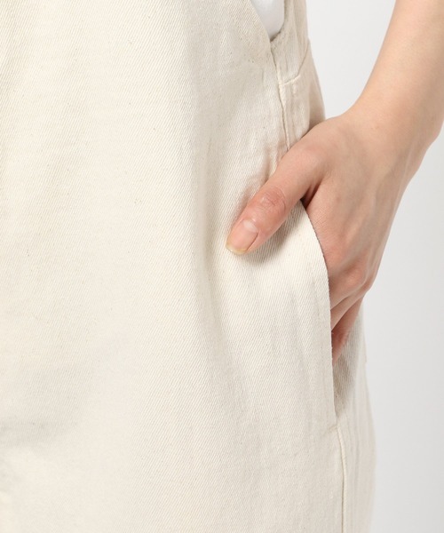 GLOBAL WORK(グローバルワーク)の「リネンカツラギオーバーオール/937177(サロペット/オーバーオール・レディース・ホワイト/オフホワイト/ダークグレー・FREE)」の16枚目の写真