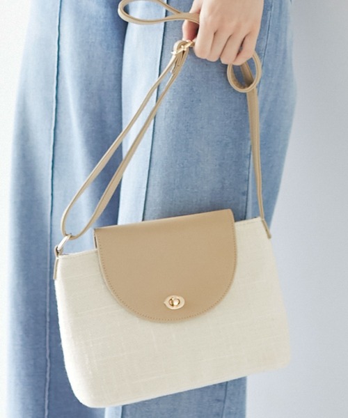 Green Parks(グリーンパークス)の「・コンビフラップショルダーバッグ*(ショルダーバッグ・レディース・ブラック/モカ/ベージュ・FREE)」の1枚目の写真