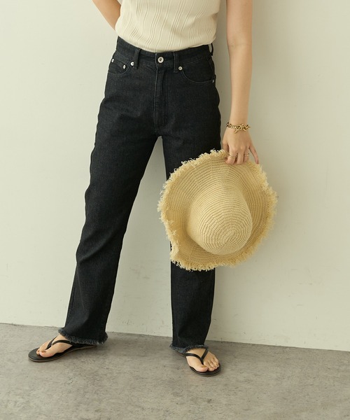 natural couture（ナチュラルクチュール）の「【大人ナチュ】ストレッチソフトフレアデニムパンツ（デニムパンツ・レディース・ブラック/ブルー・SMALL/MEDIUM/LARGE）」の9枚目の写真