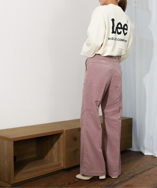 Lee(リー)の「Lee/リー 細畝コーデュロイ トラウザー フレアパンツ(その他パンツ・レディース・パープル/ブラウン・SMALL/MEDIUM)」の13枚目の写真