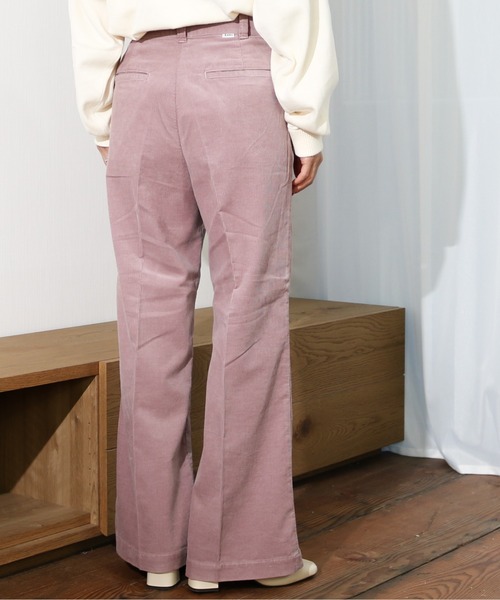 Lee(リー)の「Lee/リー 細畝コーデュロイ トラウザー フレアパンツ(その他パンツ・レディース・パープル/ブラウン・SMALL/MEDIUM)」の14枚目の写真