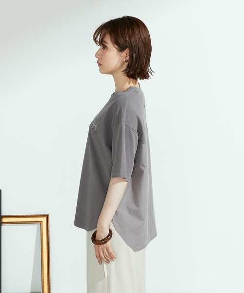 ONIGIRI（オニギリ）の「メッセージプリント　Ｔシャツ（Tシャツ/カットソー・レディース・ホワイト/カーキ/チャコール・FREE）」の20枚目の写真