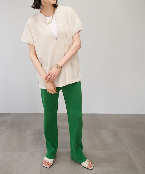 ＡＮＤＪ（アンドジェイ）の「深キーネックフレンチスリーブサーマルTシャツ（Tシャツ/カットソー・レディース・モカ/ライトカーキ/ベージュ系その他・M）」の4枚目の写真