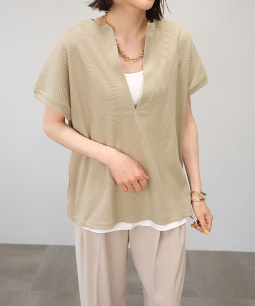 ＡＮＤＪ（アンドジェイ）の「深キーネックフレンチスリーブサーマルTシャツ（Tシャツ/カットソー・レディース・モカ/ライトカーキ/ベージュ系その他・M）」の13枚目の写真