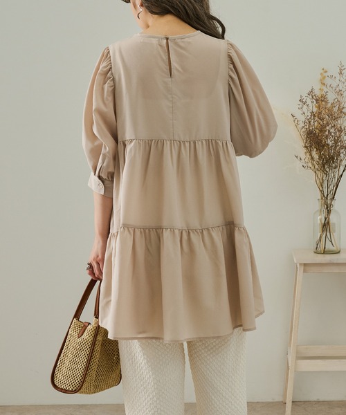 Ambre Neige（アンブルネージュ）の「ティアードギャザーブラウス／【WEB/EC限定商品】（シャツ/ブラウス・レディース・ホワイト/モカ/ライトベージュ・FREE）」の12枚目の写真