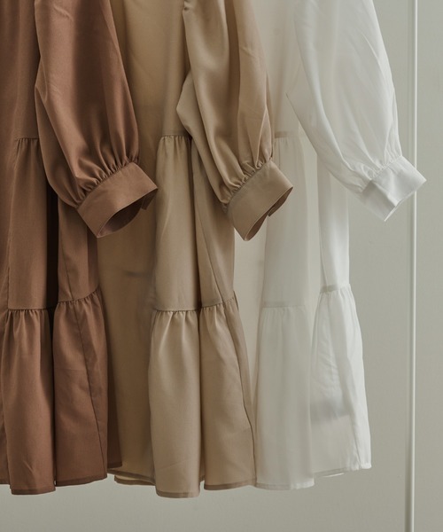 Ambre Neige（アンブルネージュ）の「ティアードギャザーブラウス／【WEB/EC限定商品】（シャツ/ブラウス・レディース・ホワイト/モカ/ライトベージュ・FREE）」の17枚目の写真