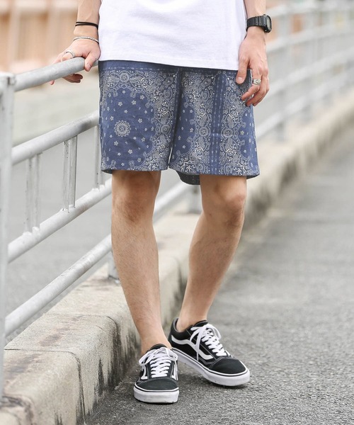 URBAN RESEARCH Sonny Label（アーバンリサーチサニーレーベル）の「バンダナ柄イージーショーツ（その他パンツ・メンズ・ベージュ/ライトブルー・MEDIUM/LARGE）」の15枚目の写真