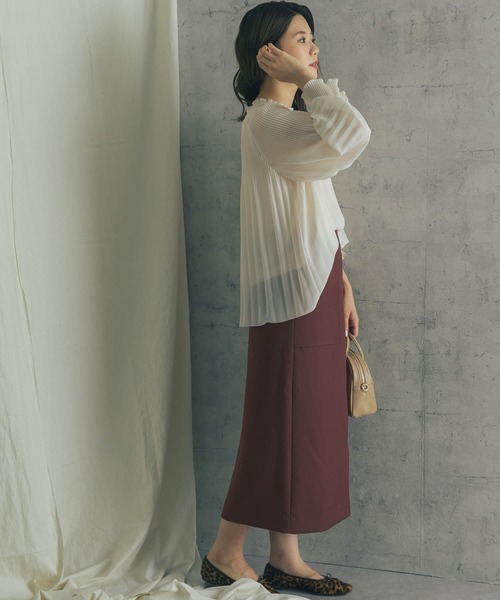 URBAN RESEARCH ROSSO(アーバンリサーチロッソ)の「ランダムプリーツブラウス(シャツ/ブラウス・レディース・オフホワイト/ブラック/ブルー・FREE)」の18枚目の写真