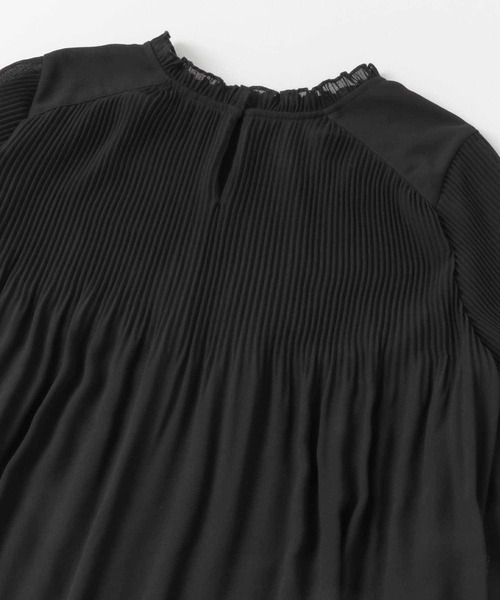 URBAN RESEARCH ROSSO(アーバンリサーチロッソ)の「ランダムプリーツブラウス(シャツ/ブラウス・レディース・オフホワイト/ブラック/ブルー・FREE)」の19枚目の写真