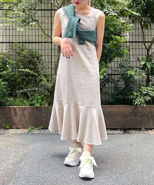 MAJESTIC LEGON（マジェスティックレゴン）の「ダブルショルダーLadyワンピ（ワンピース・レディース・ベージュ/ブラウン系その他2/ピンクベージュ・SMALL/MEDIUM）」の12枚目の写真