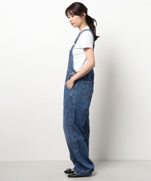 Levi's RED TAB（リーバイスレッドタブ）の「【Levi's RED TAB】LOOSE OVERALL / リーバイス ルーズ オーバーオール（サロペット/オーバーオール・レディース・ブルー・SMALL）」の2枚目の写真