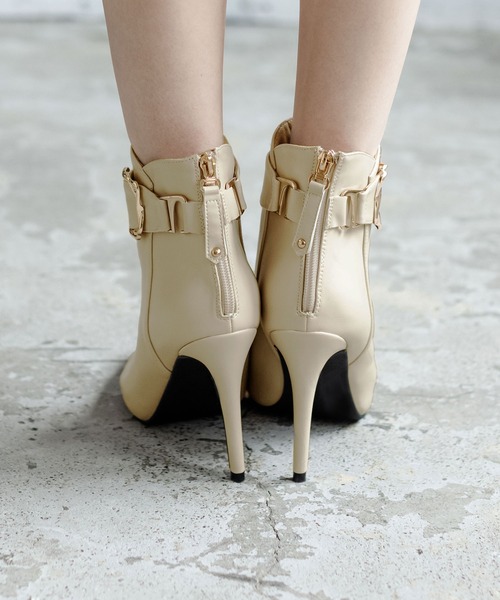 Julia Boutique(ジュリアブティック)の「2WAY・バックルベルトポインテッドトゥショートブーツ/21512(ブーツ・レディース・ブラック/アイボリー・LL/3L/S/M/L)」の11枚目の写真