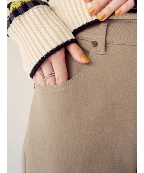 YECCA VECCA（イェッカヴェッカ）の「裏起毛ストレートパンツ＊（その他パンツ・レディース・アイボリー/ベージュ・S/M）」の9枚目の写真