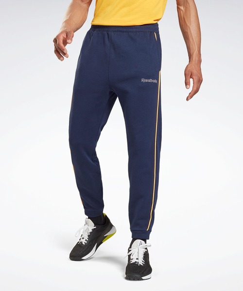 トレーニング エッセンシャルズ パイピング ジョガーズ / Training Essentials Piping Joggers トレーニング エッセンシャルズ パイピング ジョガーズ / Training Essentials Piping Joggers