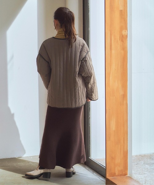 titivate（ティティベイト）の「ﾗｲﾝｷﾙﾄﾉｰｶﾗｰｼﾞｬｹｯﾄ（ノーカラージャケット・レディース・ブラック/アイボリー/ブラウン系その他/グレイッシュベージュ・FREE）」の20枚目の写真